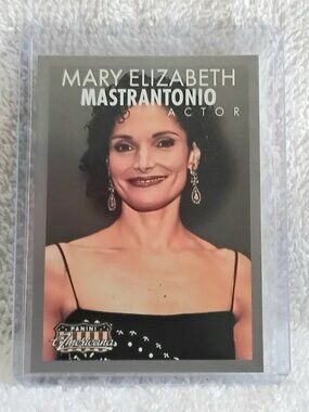 5/$20 Mint 2015 Panini Mary Elizabeth Mastrantonio Actor Americana Card No. 28!!